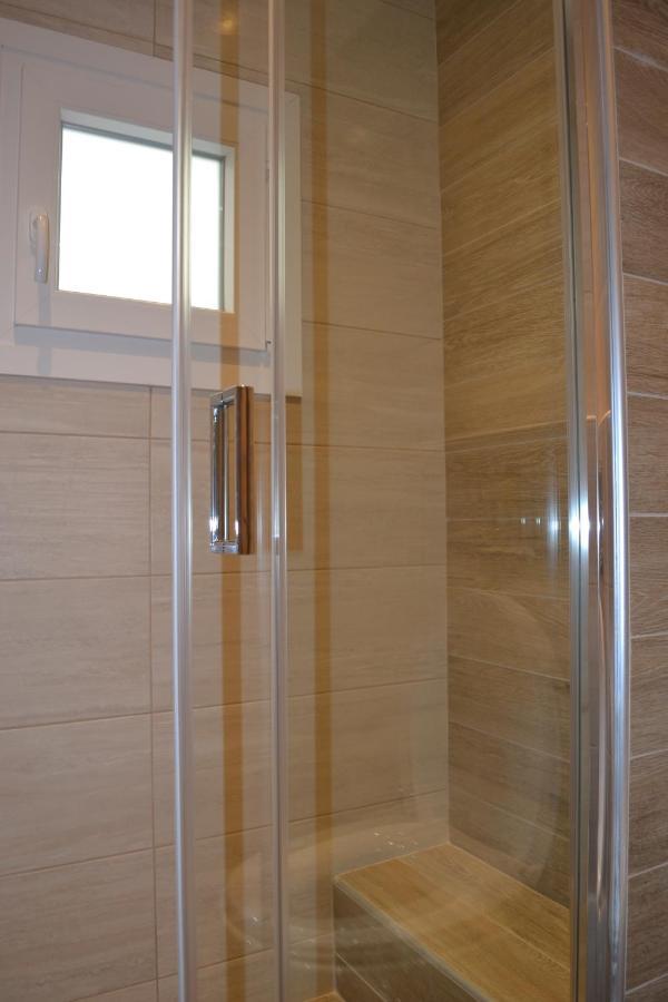 Kalamaria Brand New 2 Bedroom * Салоники
